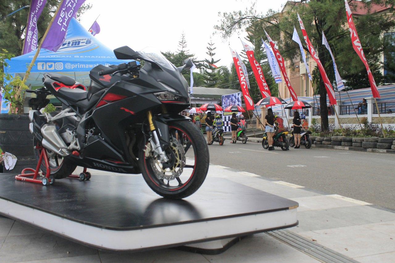 Honda CBR250RR, Total Control