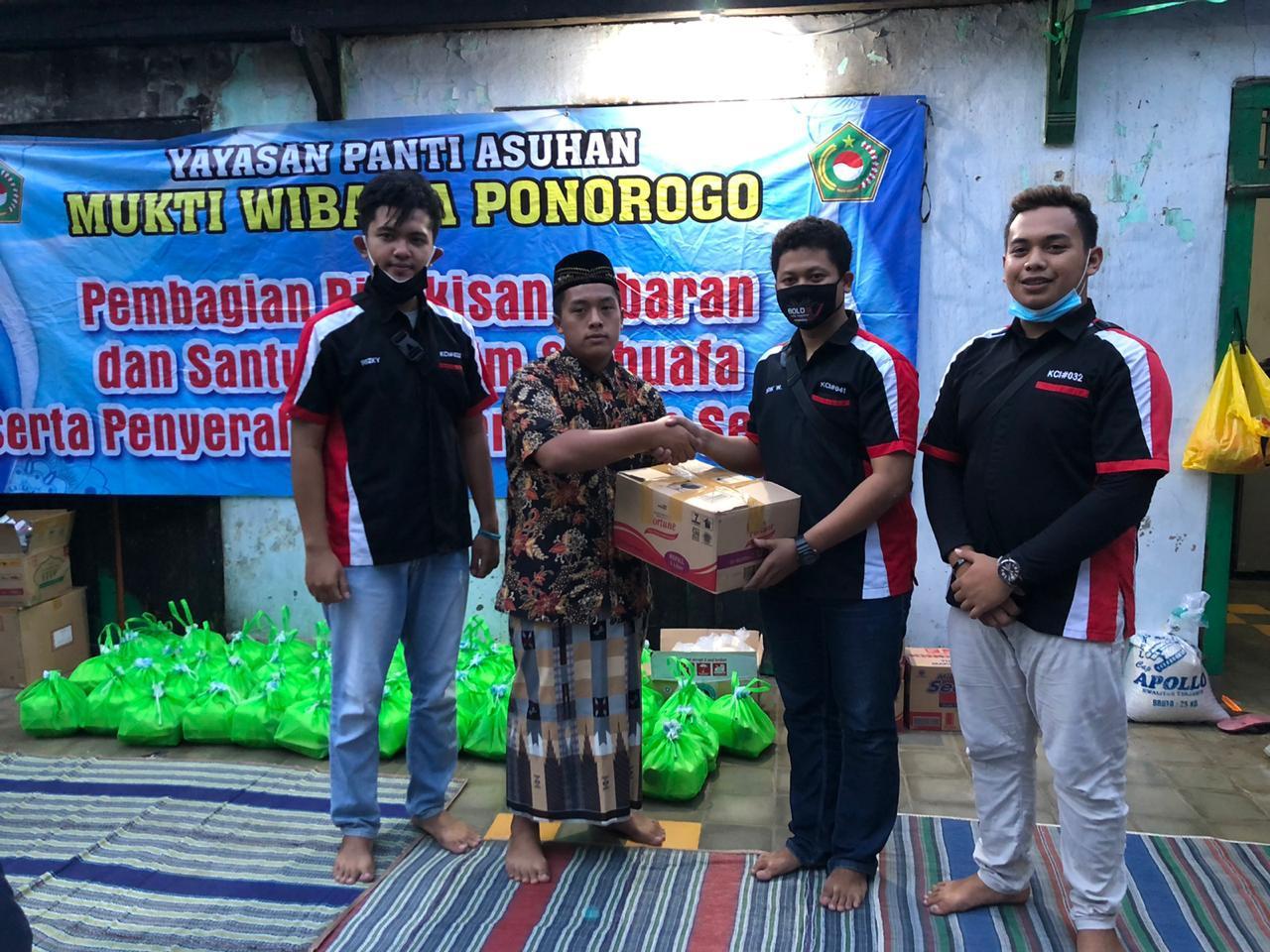KCI Ponorogo Salurkan Bantuan Musibah Kebakaran Panti Asuhan Yatim Piatu Mukti Wibawa