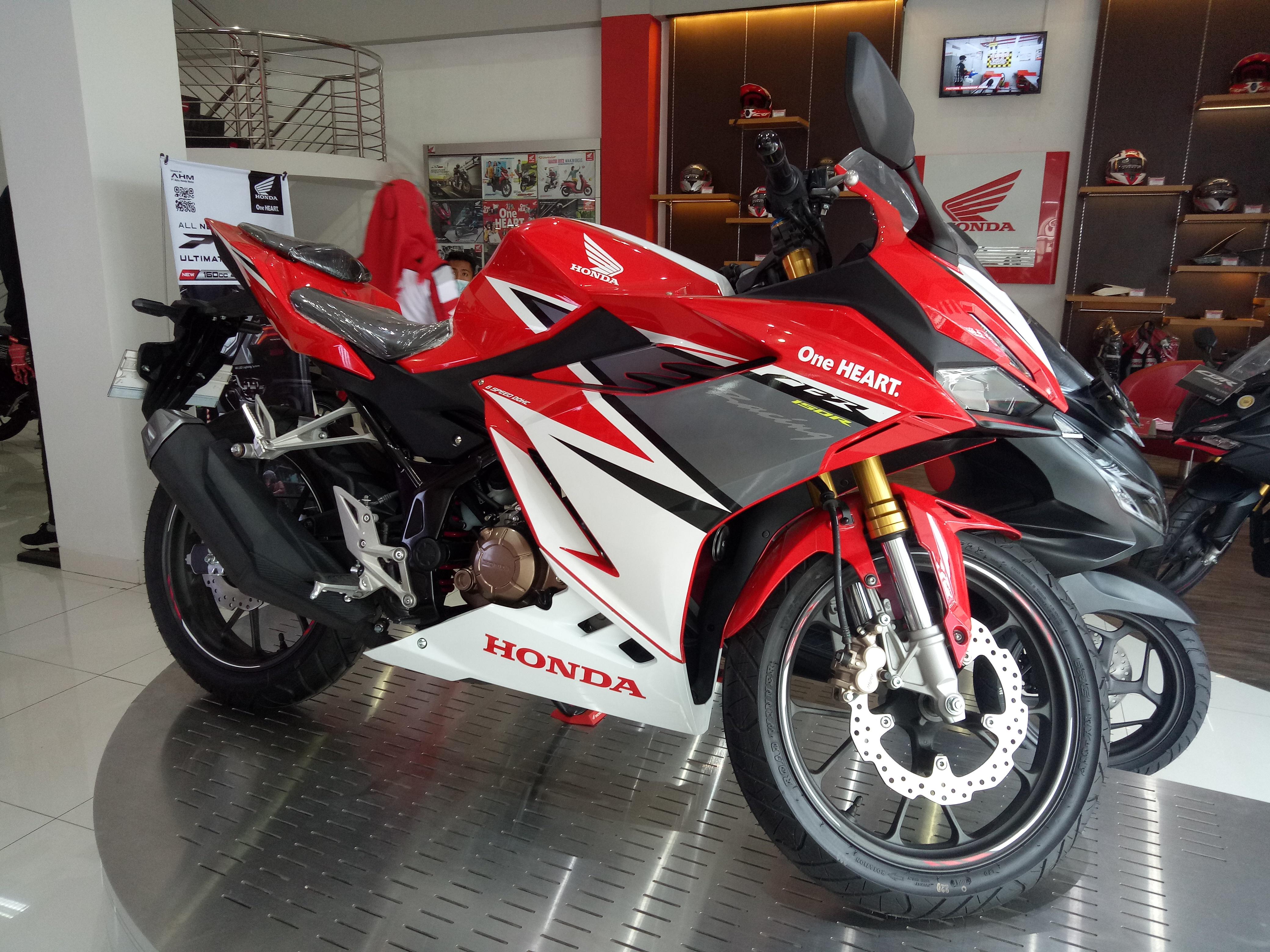 All New Honda CBR150R, Motor Sport Berotot Tetapi Tetap Ringan
