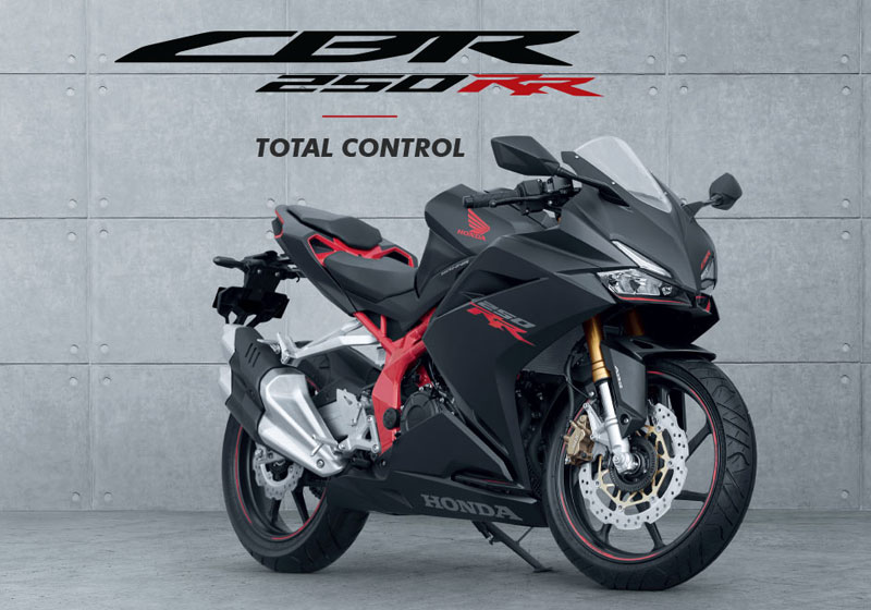 Dongkrak Tampilan CBR250RR Dengan Beberapa Aksesori Resmi