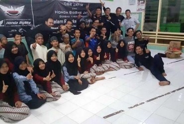 Aksi Baksos Perdana Awal Tahun CBR Jatim di Panti Asuhan Yatim Piatu 