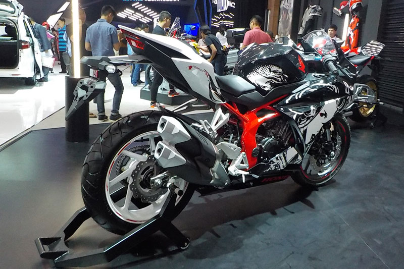 Foto-foto Detail Honda CBR 250r Versi Kabuki