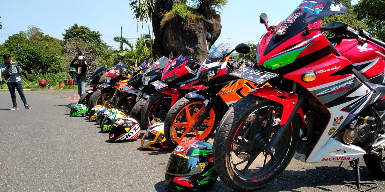 Hilangkan Penat, Honda CBR Martapura Sunmory ke Taman Hutan Rakyat 