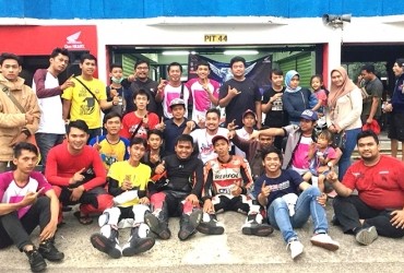 Keren Nih! Komunitas Honda CBR Ini Punya Tim Balap, Berprestasi Pula