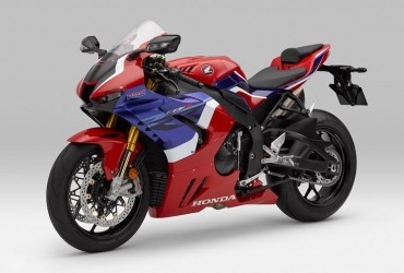 Keunggulan Utama Honda CBR1000RR-R Fireblade, Performa