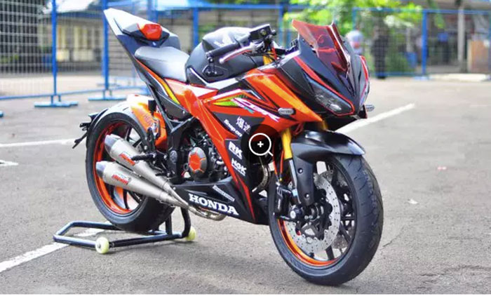 Inspirasi Modifikasi Honda CBR 150R, Kental Aura Sport