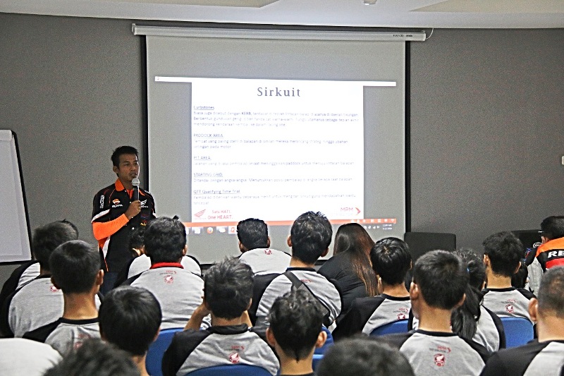 Biker Honda CBR Jatim Ikuti All New Honda CBR150R – Track Day di Sidoarjo