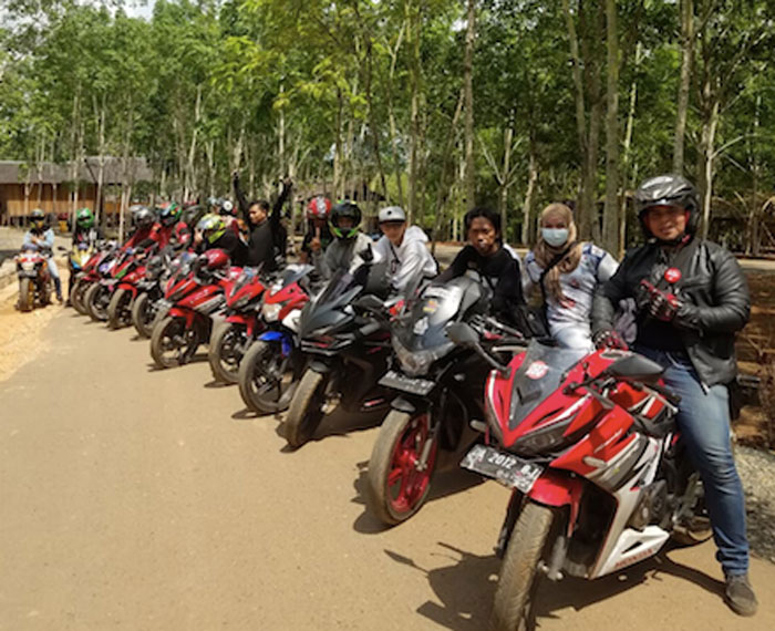 Keseruan CBR Reborn Kalimantan Kopdar di Bukit Kiram