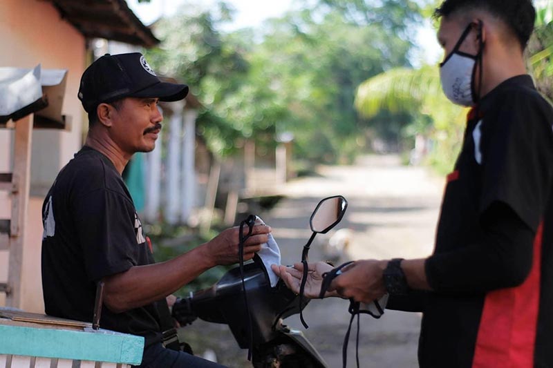 Kraksaan CBR Community, Rayakan Hari Jadi Ke-4 Dengan Bagikan Masker
