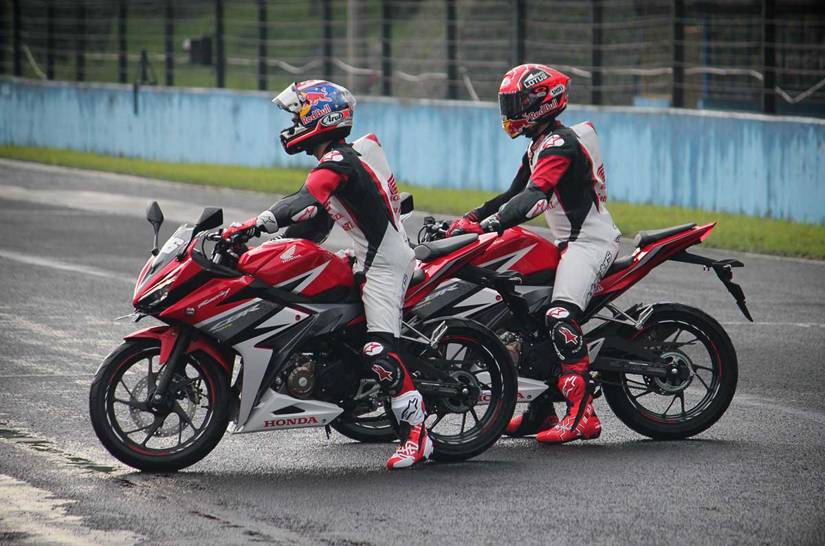 PARTS CUSTOM BIKIN ALL NEW HONDA CBR150R TAMBAH KEREN