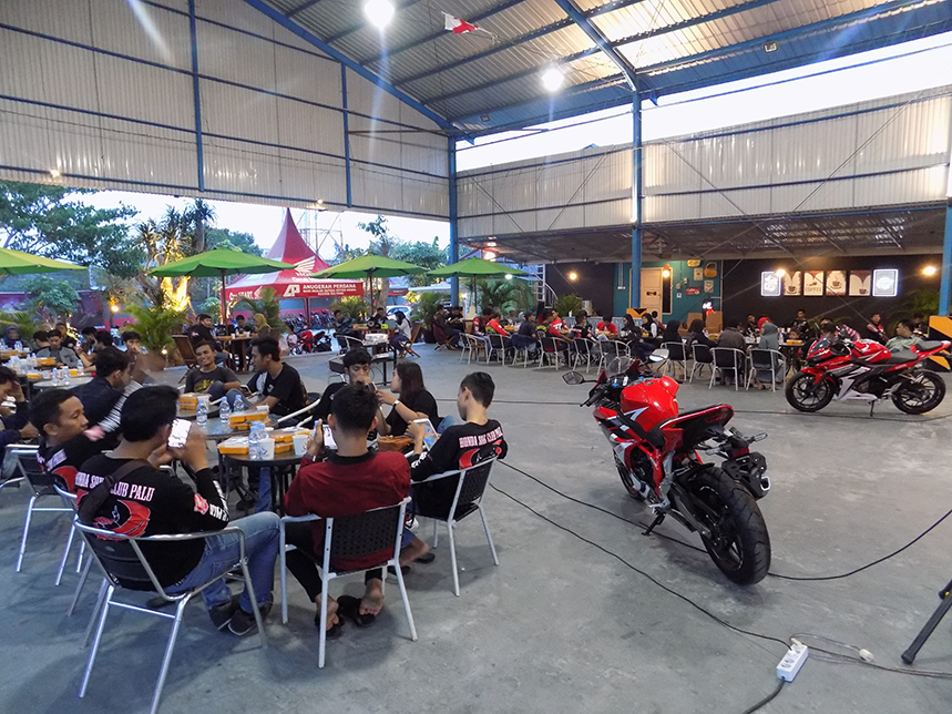 Ikatan Motor Honda Palu Nonton Bareng MotoGP