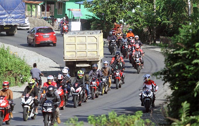 RCB dan HCB Ramaikan Honda CBR250RR Premier Touring ke Pantai Linau