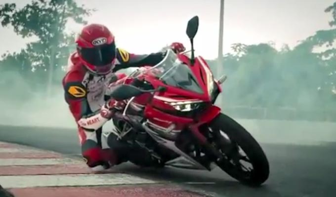 TVC Honda CBR 150R, Lincah Melibas Tikungan Sirkuit