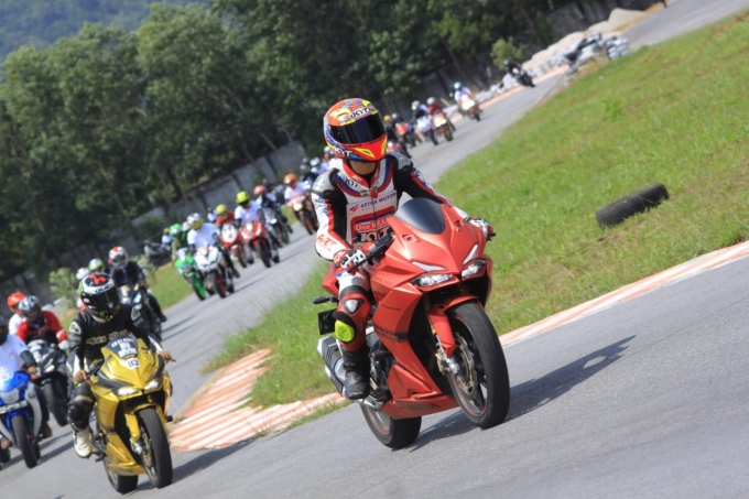 Rider Honda Community Singkawang Sukseskan Trackday 2018