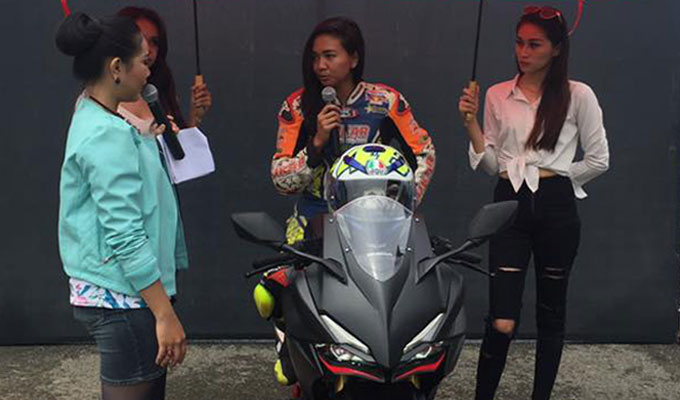 CBR250RR Fun Race di Sirkuit Kalan, Dimentori Pebalap Wanita